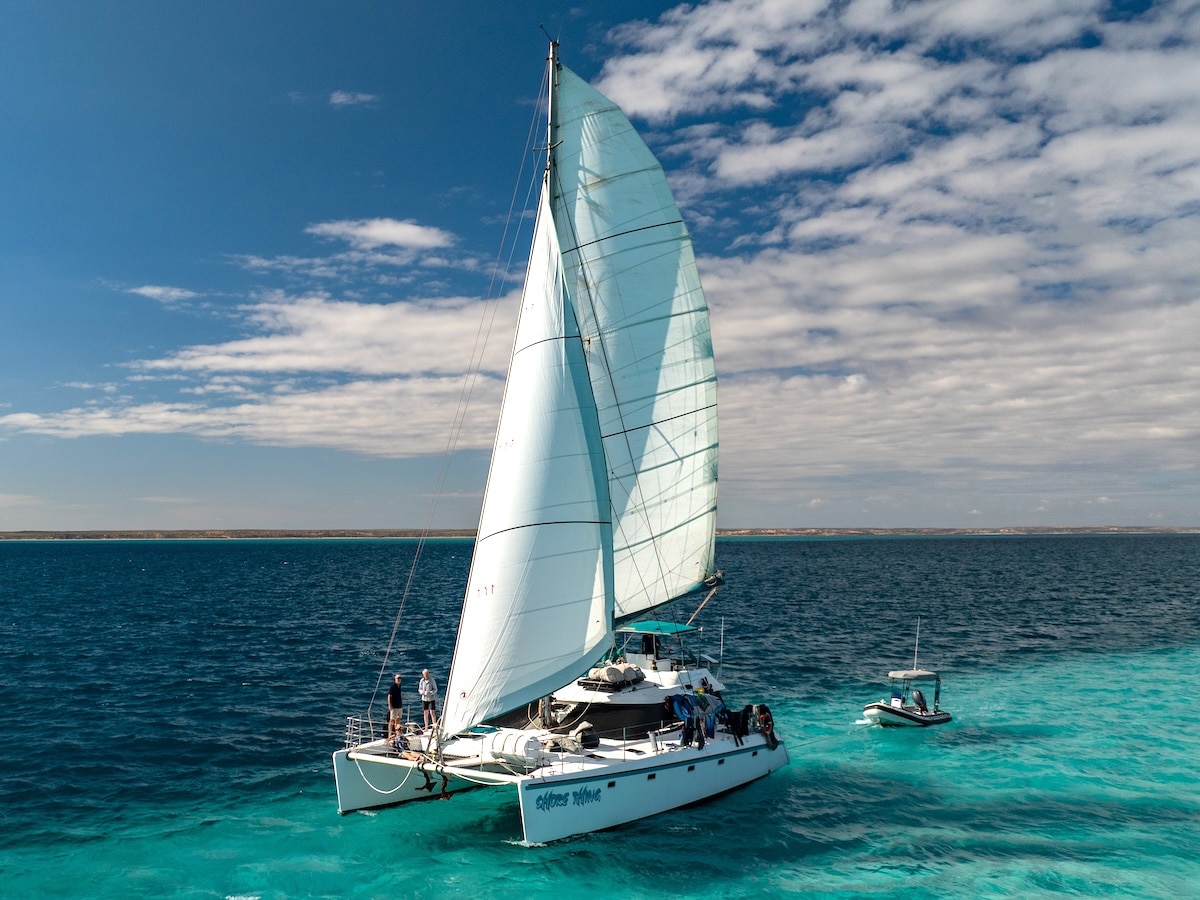 Ningaloo Reef Sailing Holidays